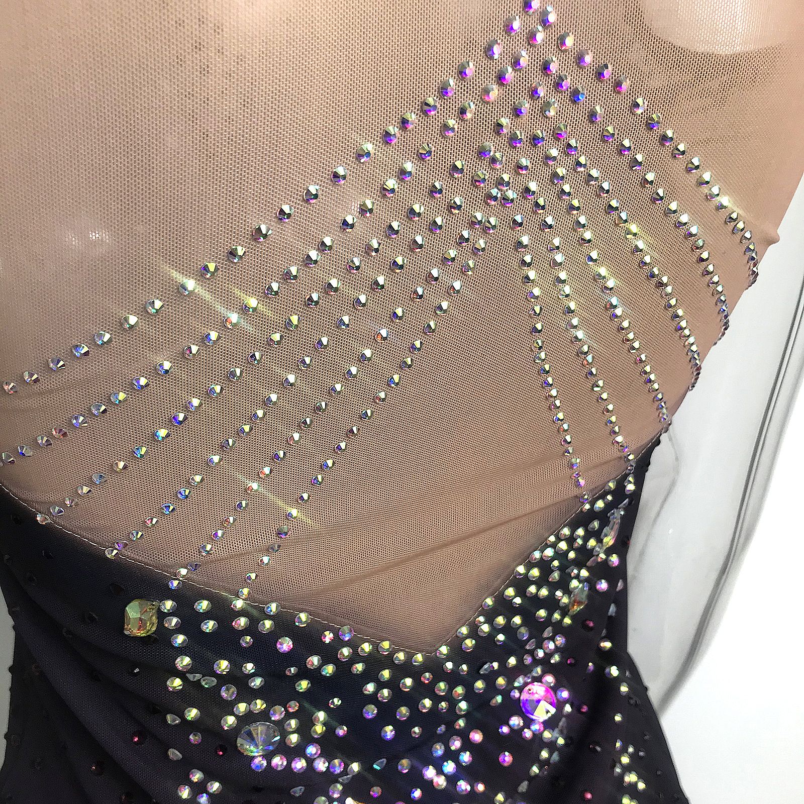 Handmade Figure Skating Dress Women's Girls' Ice Skating Dress Black Red Spandex High Elasticity Practice Competition Skating Wear Crystal / Rhinestone Long Sleeve Ice Skating Winter