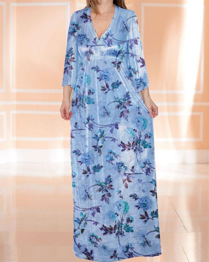 Country Style Hydrangea Plants Print Deep V-neck Velvet Sleepwear