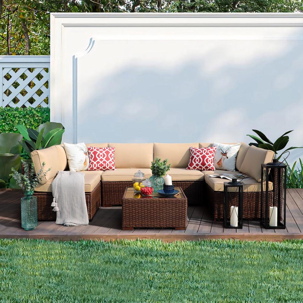 7 Ways To Arrange Outdoor Furniture | Orange-Casual