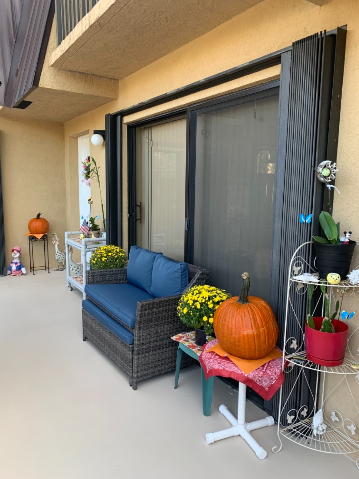 Wicker Loveseat Set with a Storage Bin