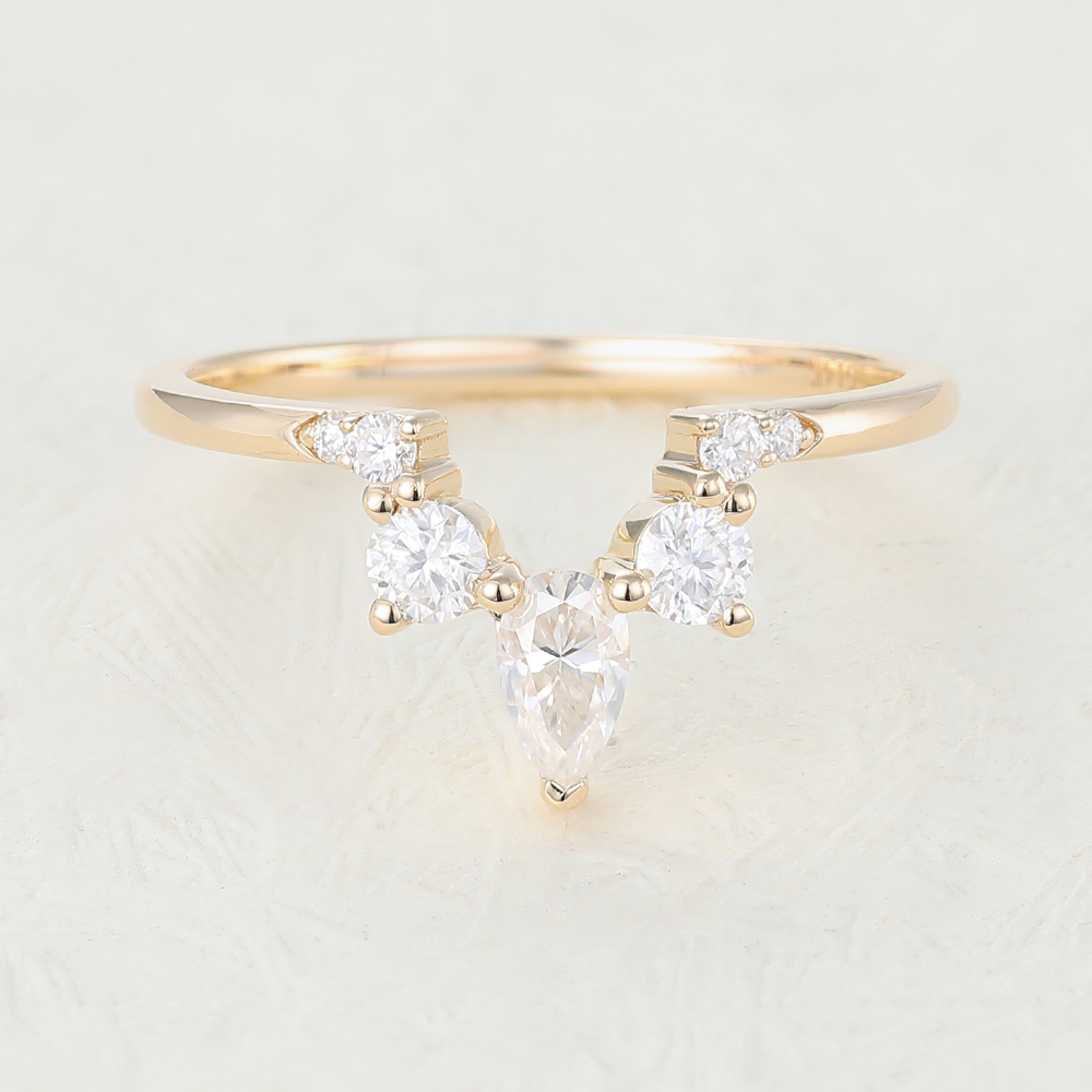Juyoyo Cluster Moissanite Gold Curved Wedding Band 