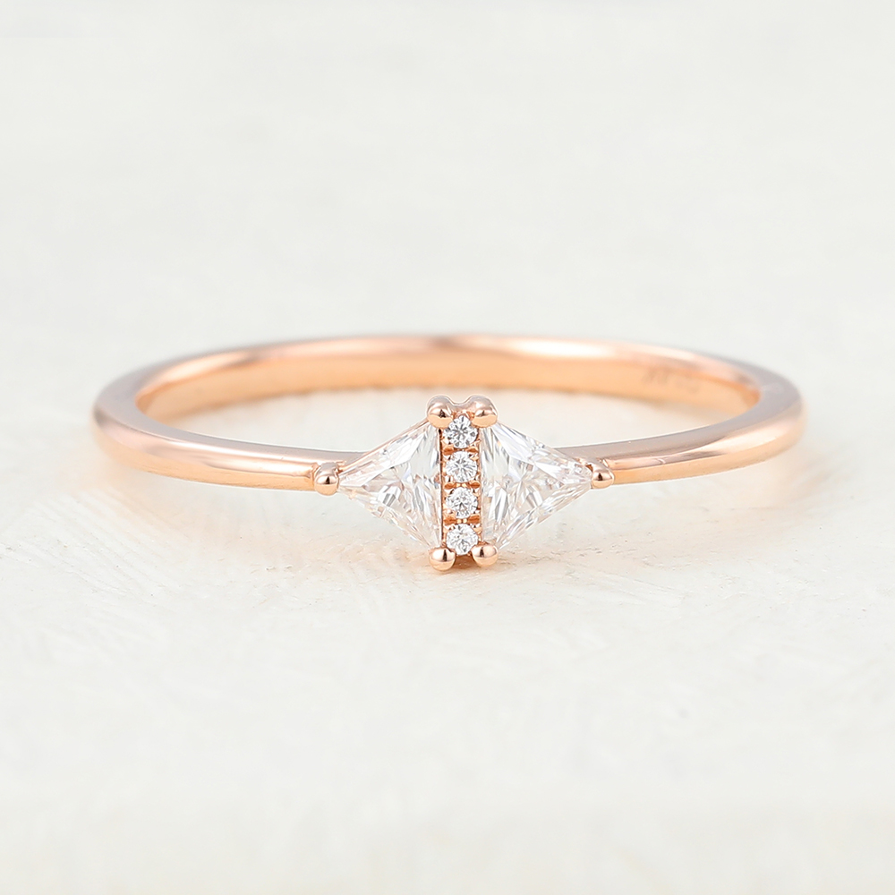 Juyoyo Triangle cut Moissanite Rose gold Engagement ring 