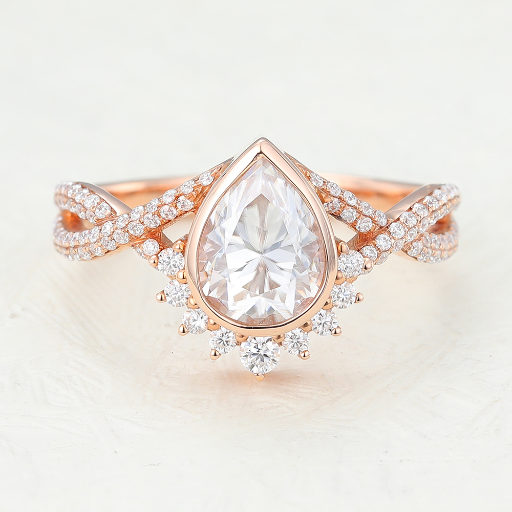 Juyoyo Pear cut Rose Gold Moissanite Vintage Engagement Ring
