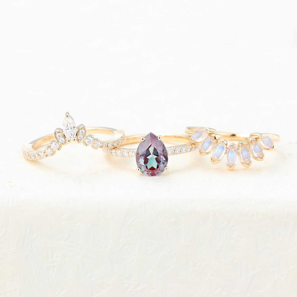 Alexandrite engagement ring