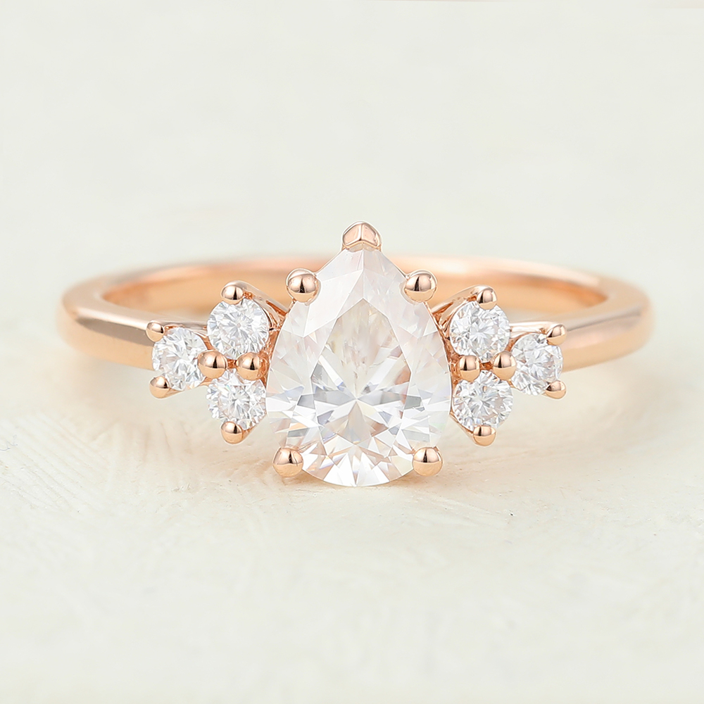 Juyoyo Pear shaped Moissanite Rose gold Dainty Engagement Ring