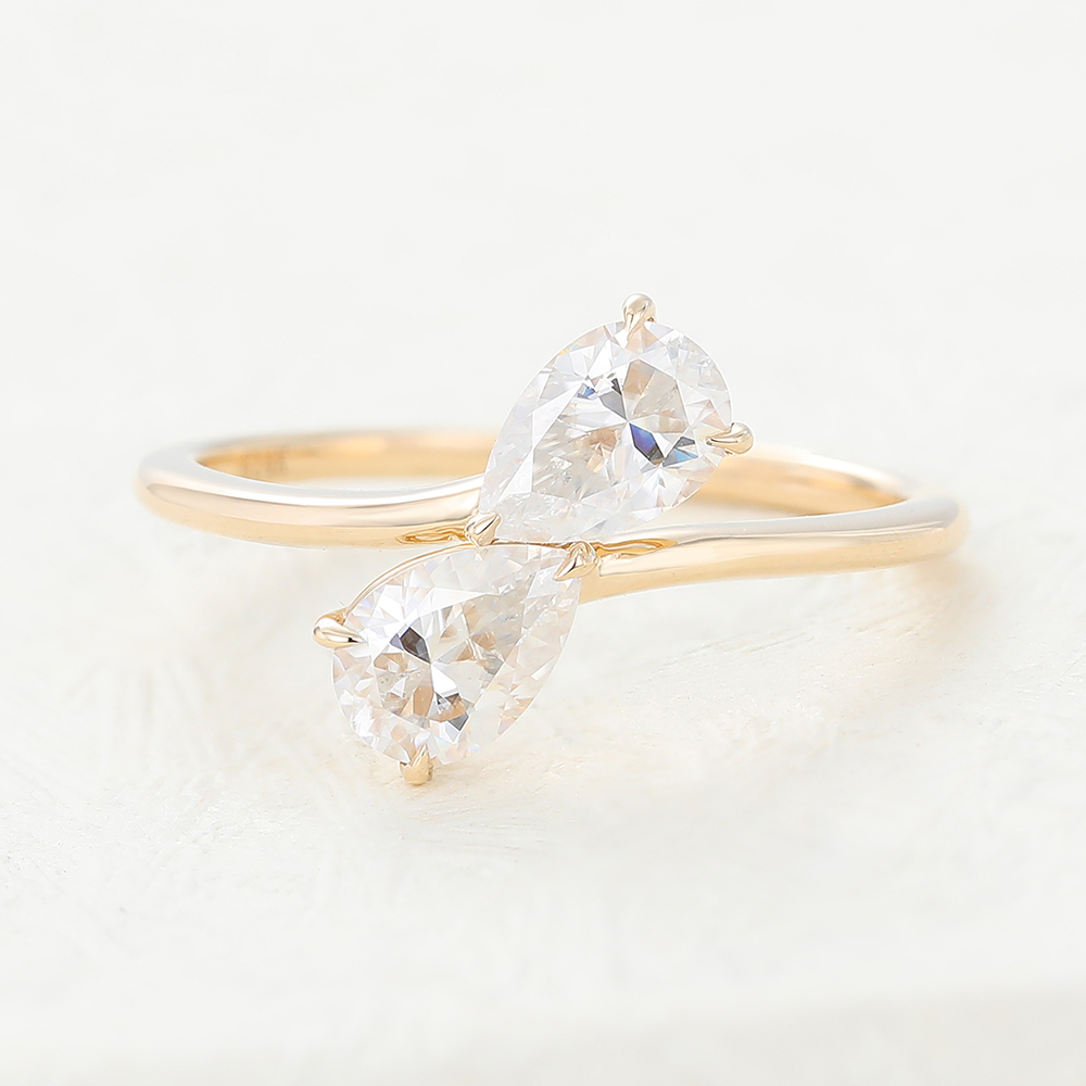 Juyoyo Unique Pear Shaped Moissanite Gold Dainty Engagement Ring 