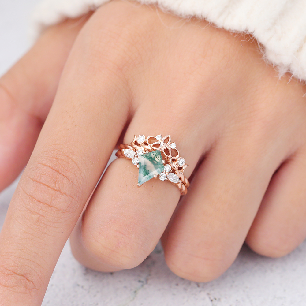 Kite Cut Moss Agate Ring Twisted Unique Engagement Ring Set in Rose Gold