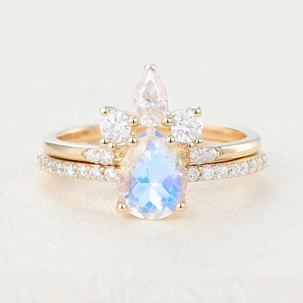 Juyoyo Pear Shaped Moonstone Yellow Gold Pavé Engagement Ring Set