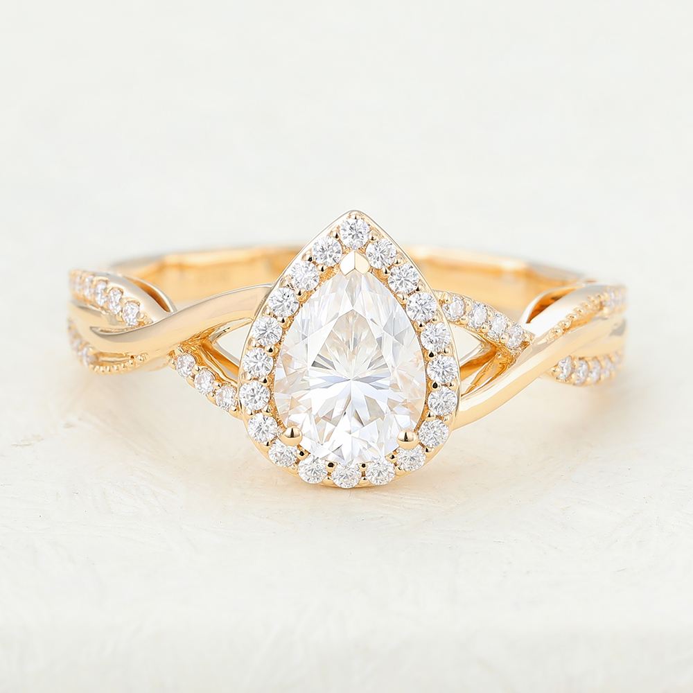 Juyoyo Pear shaped Yellow Gold Moissanite Vintage Engagement Ring