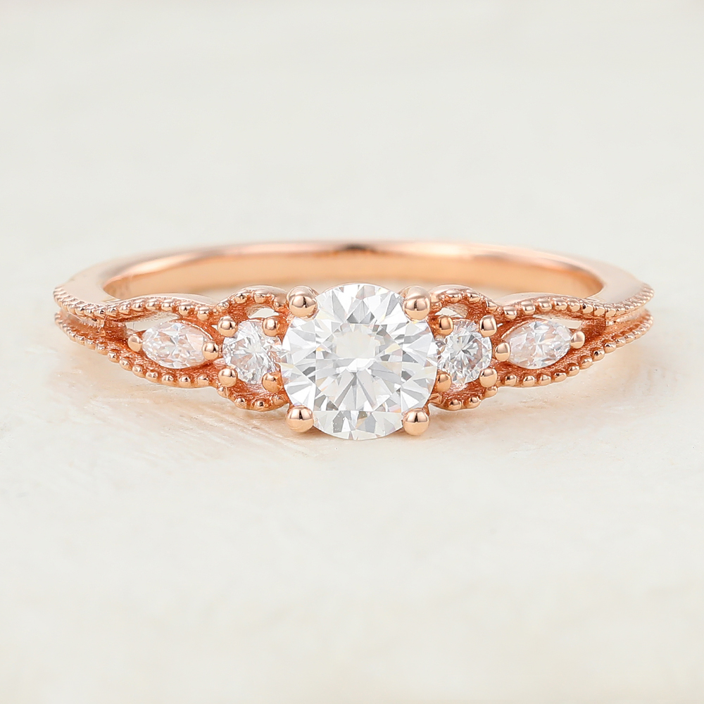 Juyoyo Unique Moissanite Rose Gold Cluster Engagement Ring