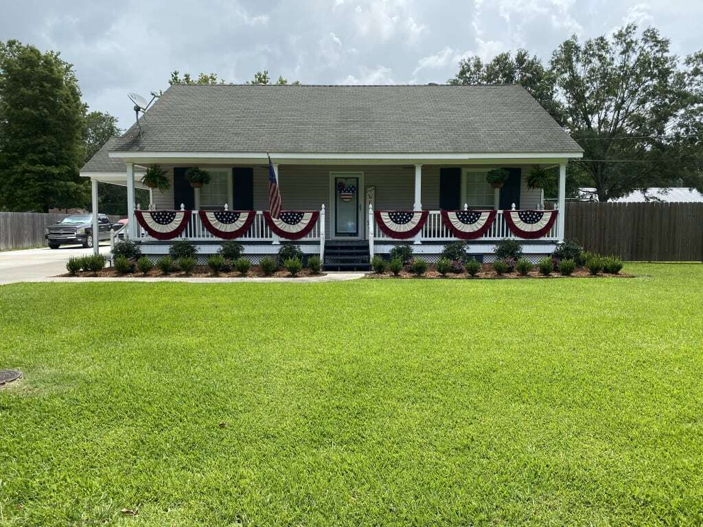 Half-Round Cotton Duck Patriotic Vintage Bunting with Embroidery