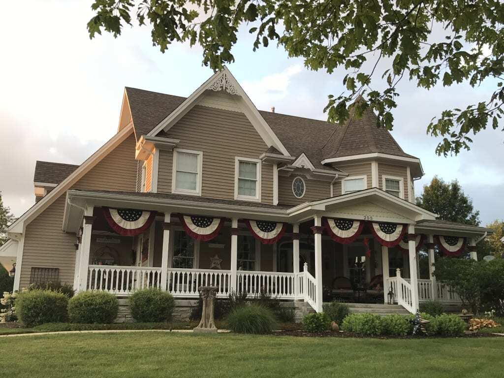 Half-Round Cotton Duck Patriotic Vintage Bunting with Embroidery