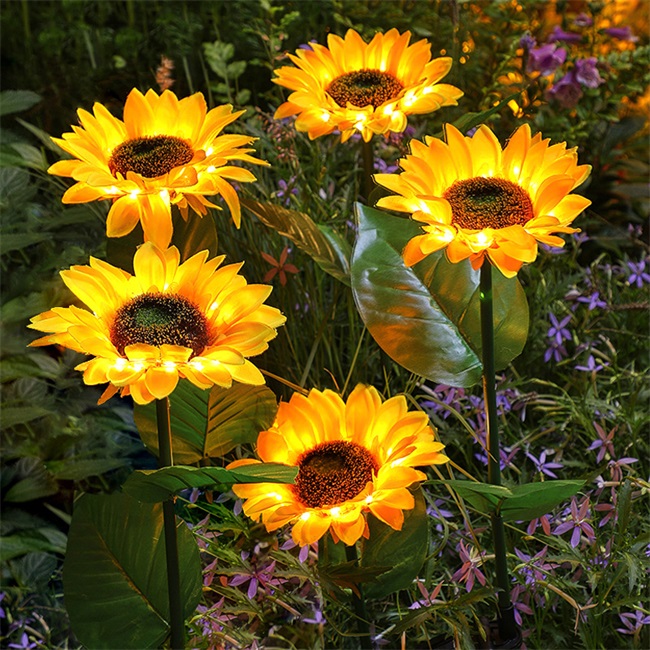 Solar Sunflower Outdoor Garden Light