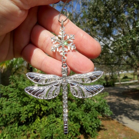 🧚Snowflake Dragonfly Glittering Ornament--Mirror Car Charm