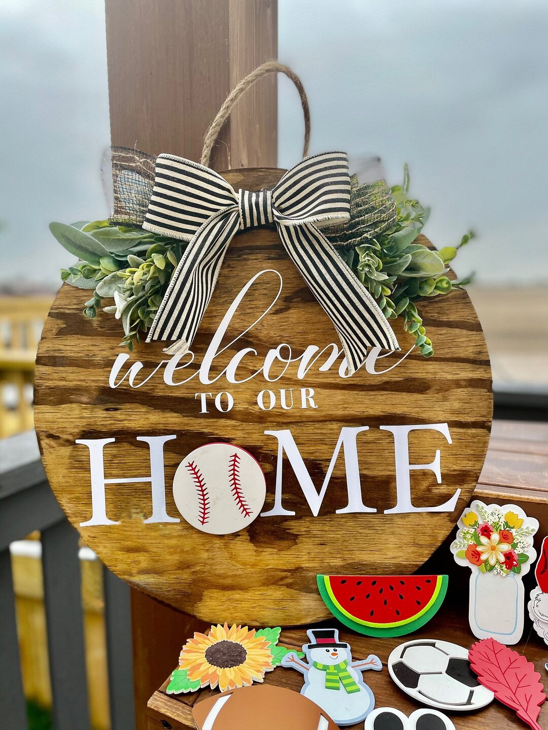 Interchangeable Door Hanging Wreath(With free attachments)