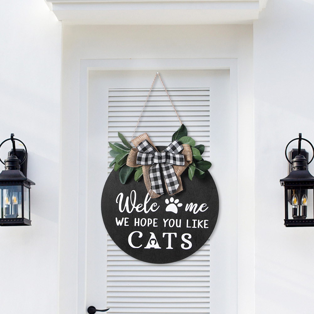 HOPE YOU LIKE DOGS WREATH