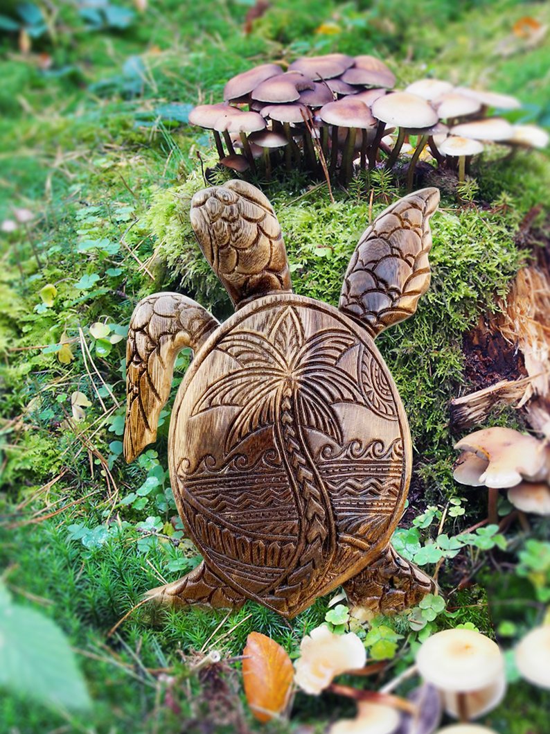 Hawaiian Turtle WoodCarving