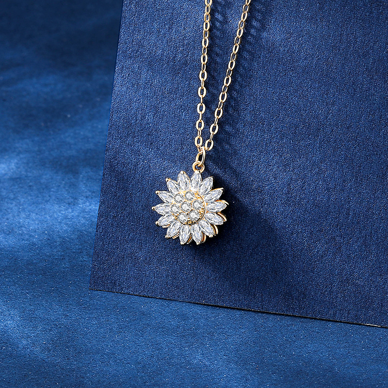 🌻Rotating Sunflower Necklace