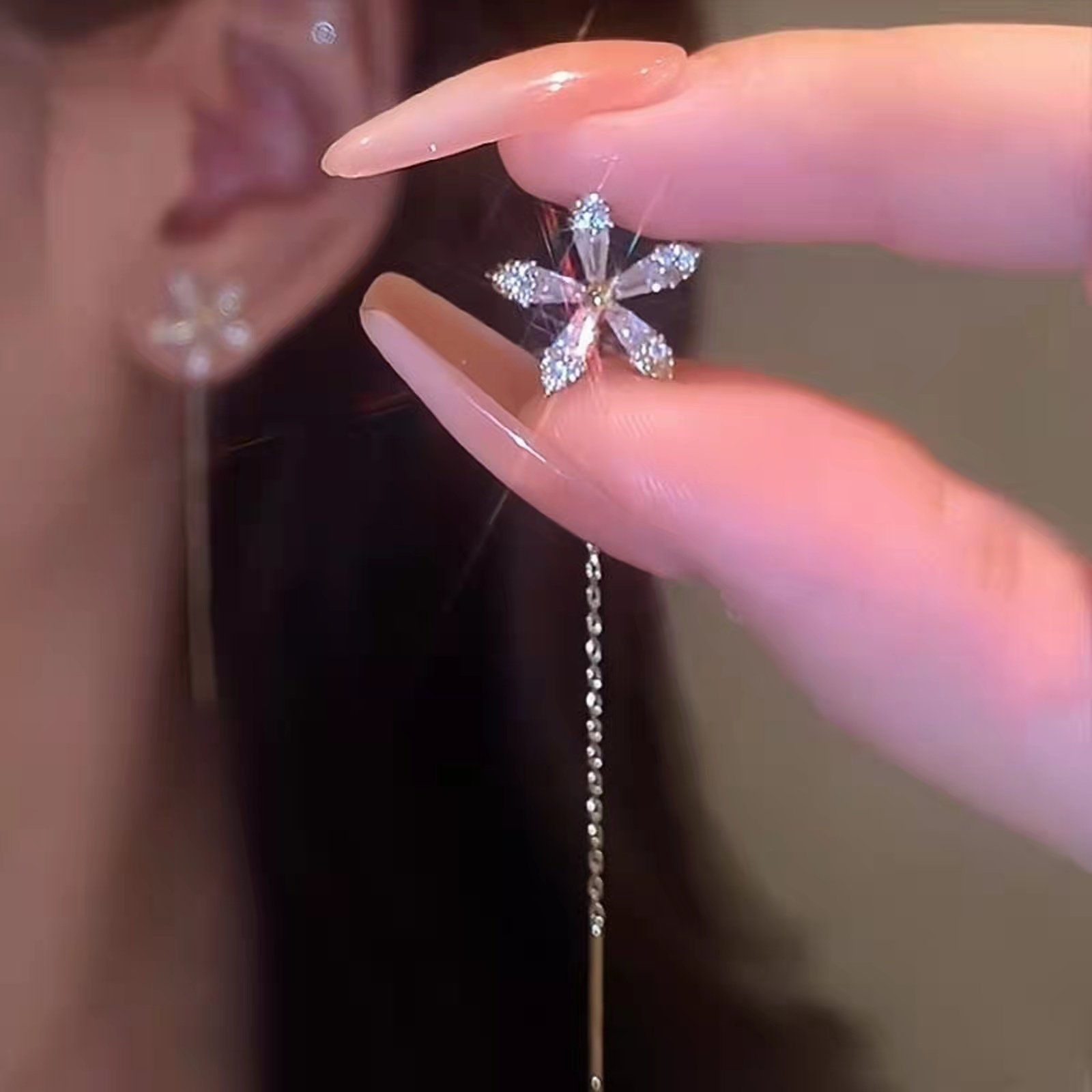 Shiny Diamond Flower Earrings-belovejewel.com