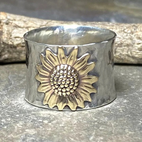 Golden Sunflower Wide Band Ring-belovejewel.com