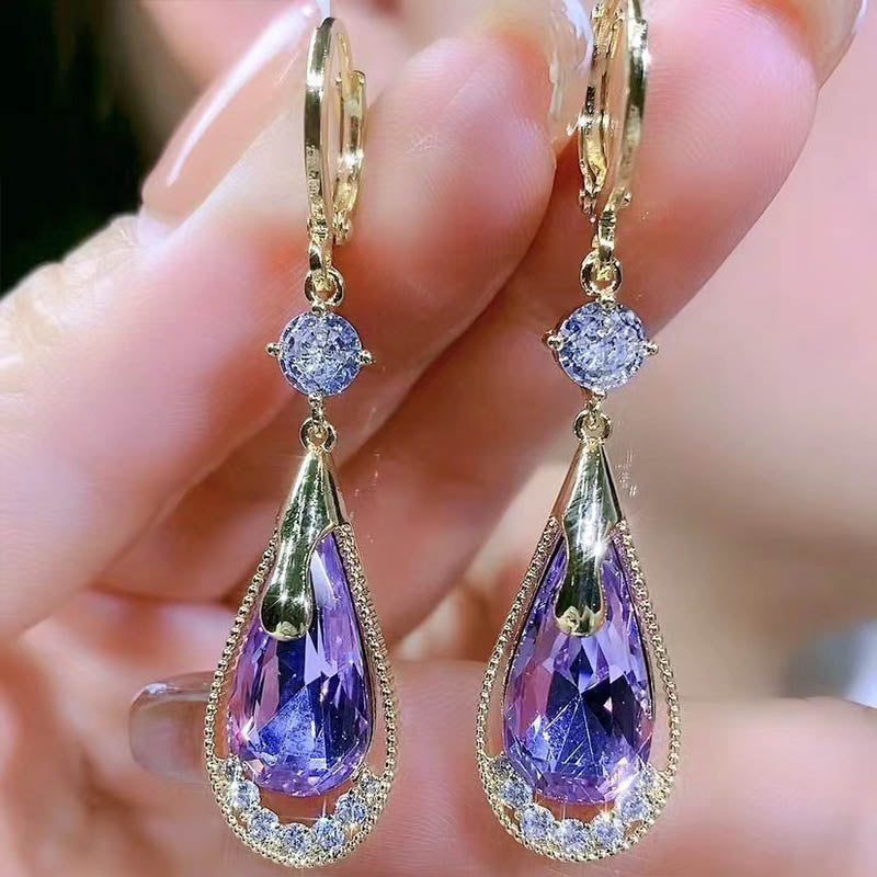 Elegant Crystal Drop Earrings-belovejewel.com