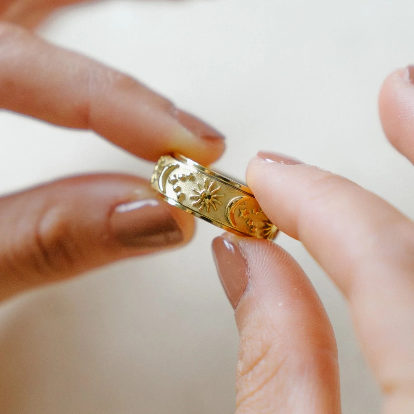 Textured Moon & Stars Spinning Anxiety Ring-belovejewel.com