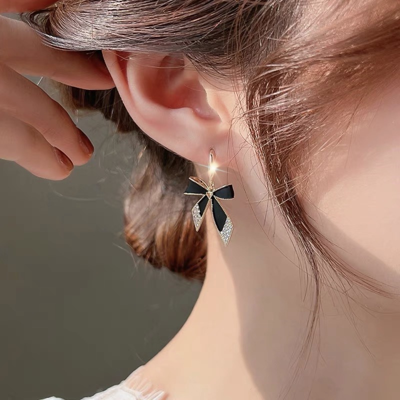 Crystal Elegant Black Bow Earrings-belovejewel.com