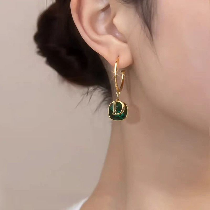 Emerald Zircon Dream Seeker Earrings-belovejewel.com