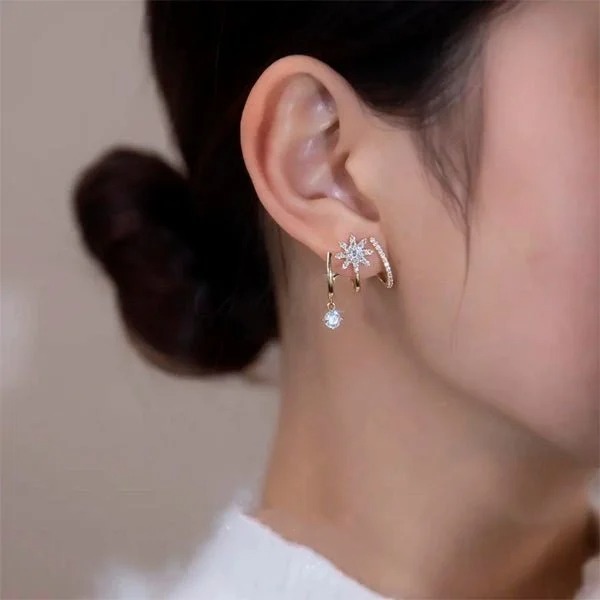 Eight Awn Star Crystal Earrings-belovejewel.com