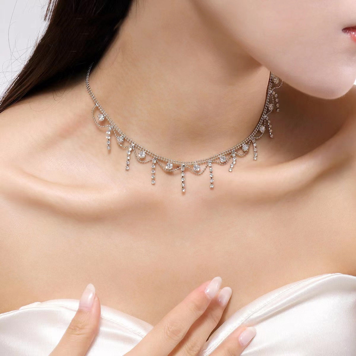 French Lace Edge Diamond Clavicle Chain-belovejewel.com