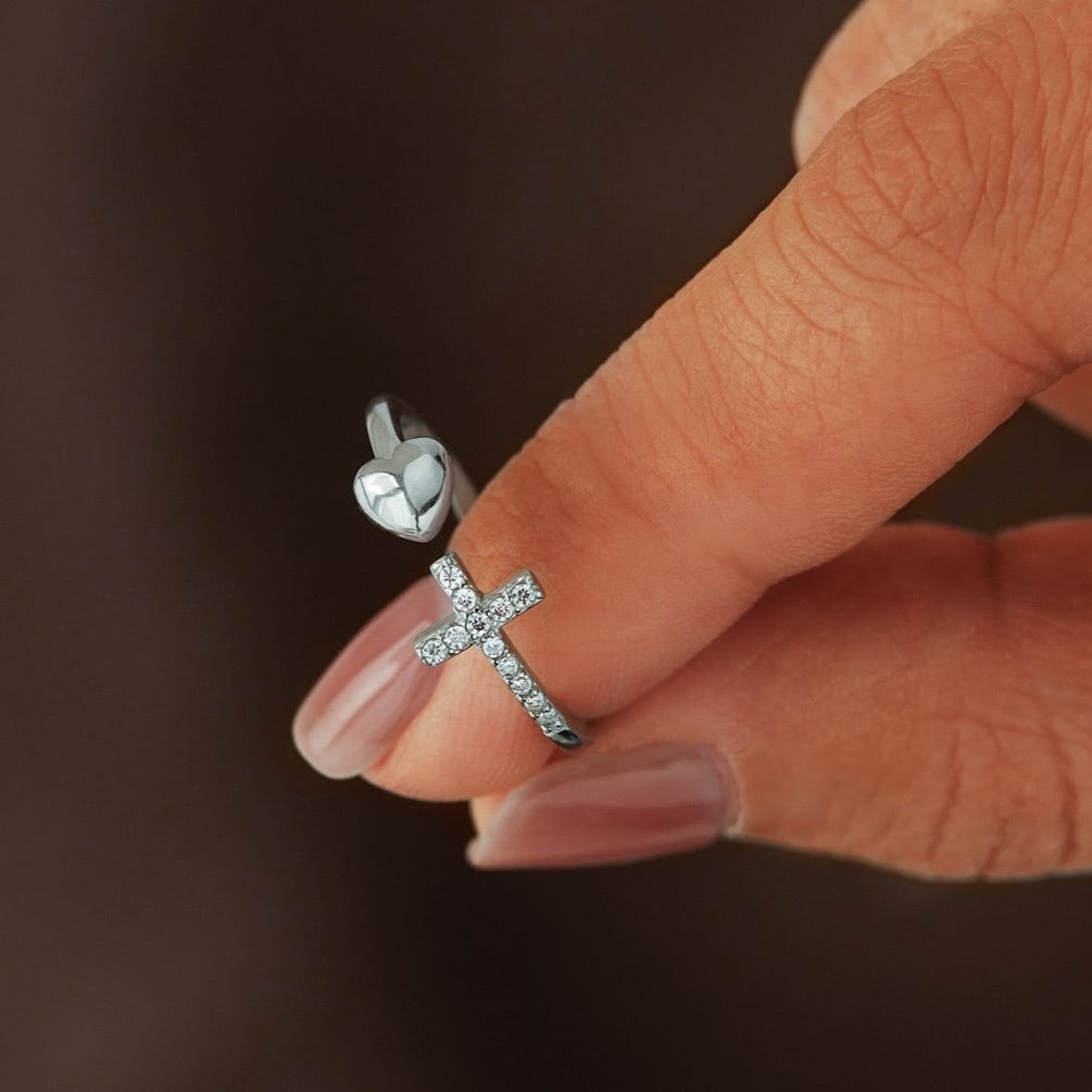 Pray Through It Cross & Heart Ring-belovejewel.com