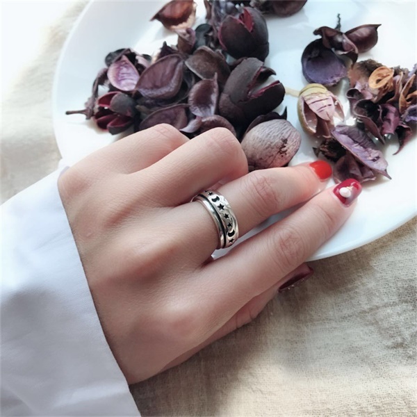 925 Sterling Silver Moon & Stars Spinning Stress Relief Ring-belovejewel.com