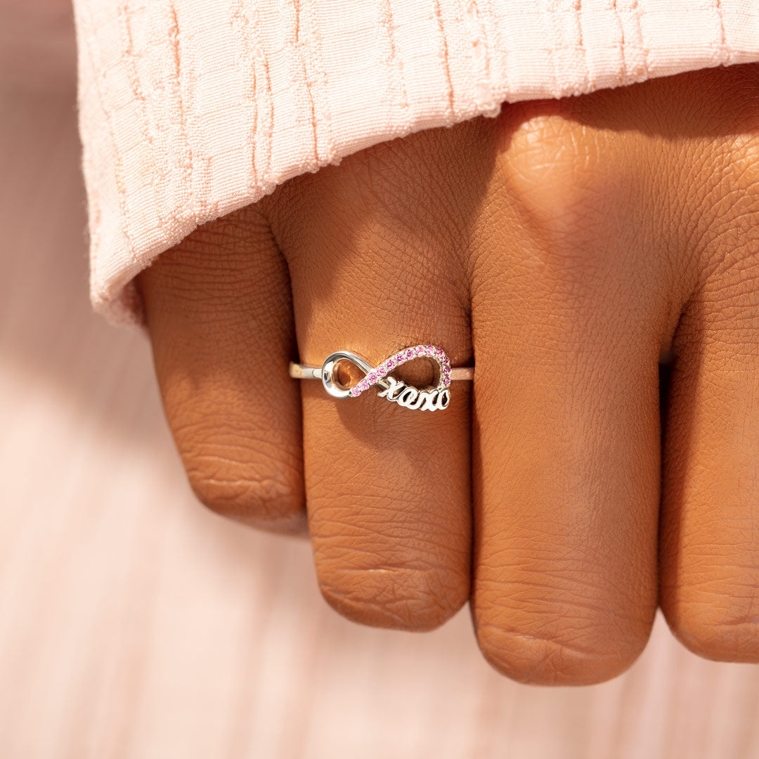 Grandma Never Runs Out of Hugs & Kisses XOXO Ring-belovejewel.com