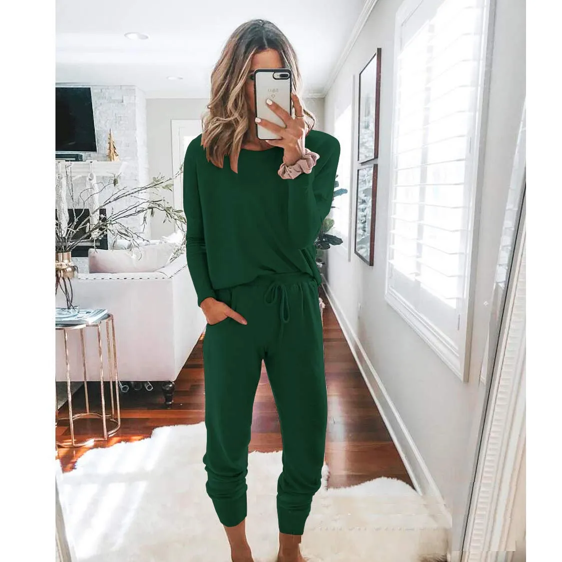 WOMEN'S 2023 SWEATSUIT TWO PIECE OUTFIT-Products will be shipped after 2.10!