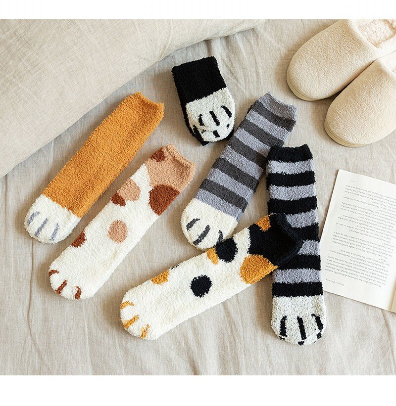 Winter Fluffy Cat Paw Socks Thick Warm Floor Socks🐾-EchoDecor
