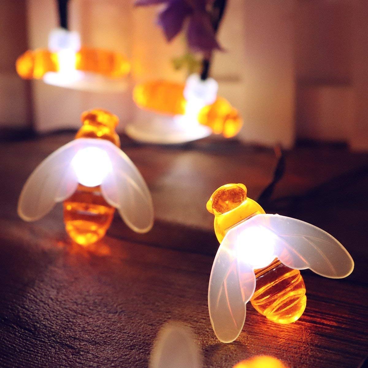 Solar-Powered LED Honeybee Light-EchoDecor