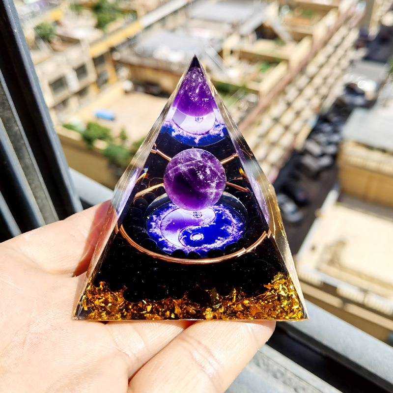 Crystal Pyramid Power Stone-EchoDecor