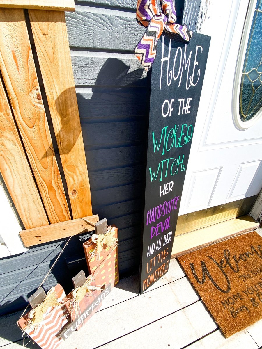 Home of the Wicked Witch Sign with matching Bow-EchoDecor