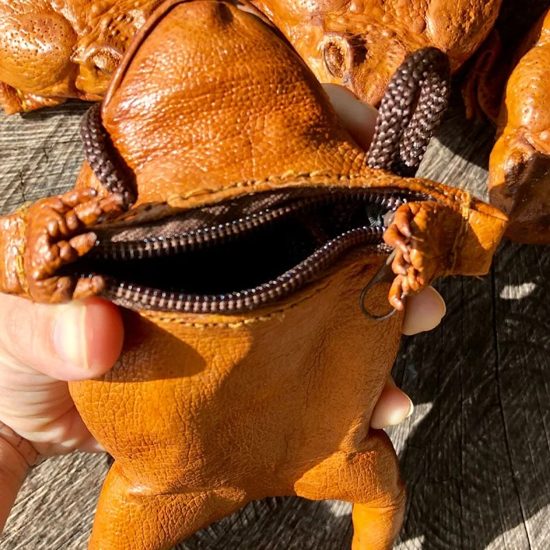 Sugar Cane Toad Full-body Coin Purse