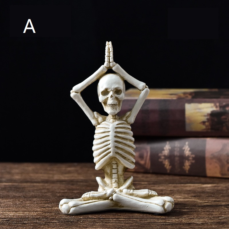 1 Set of 4 Unique Yoga Skull Statue
