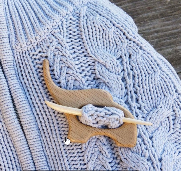 🎄 LAST DAY 50% OFF🔥 Brooch pin with wooden animal pattern (sweater clip)-EchoDecor