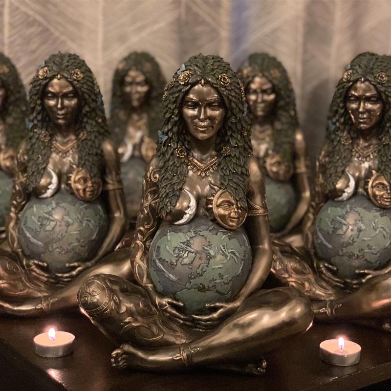 Mother Earth Goddess Statue-EchoDecor