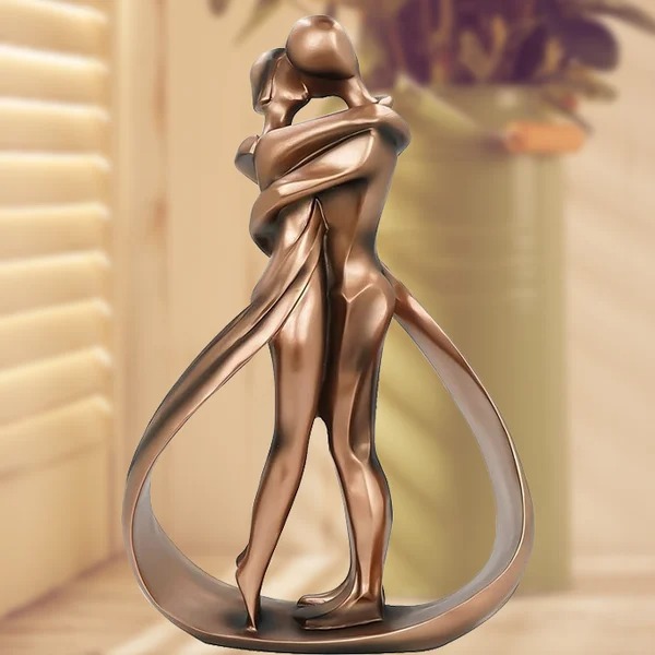 🔥Hot Sale 50% OFF🔥Romantic lovers embrace statue-EchoDecor