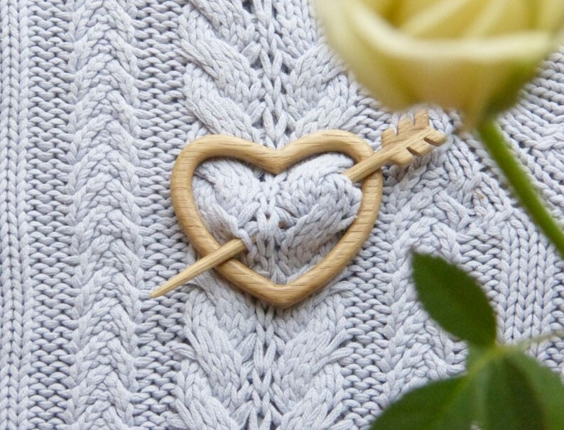 🎄 LAST DAY 50% OFF🔥 Brooch pin with wooden animal pattern (sweater clip)-EchoDecor