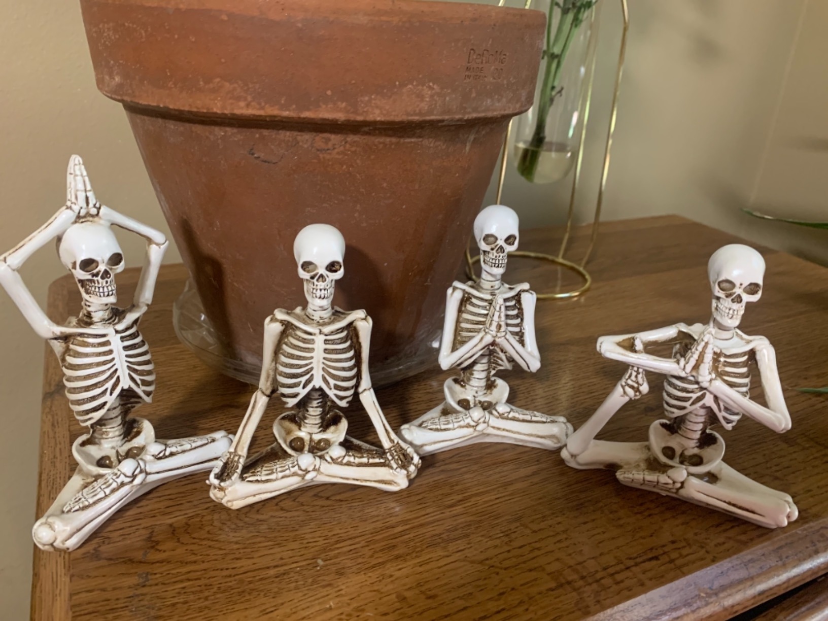 Unique Yoga Skull Statue-EchoDecor