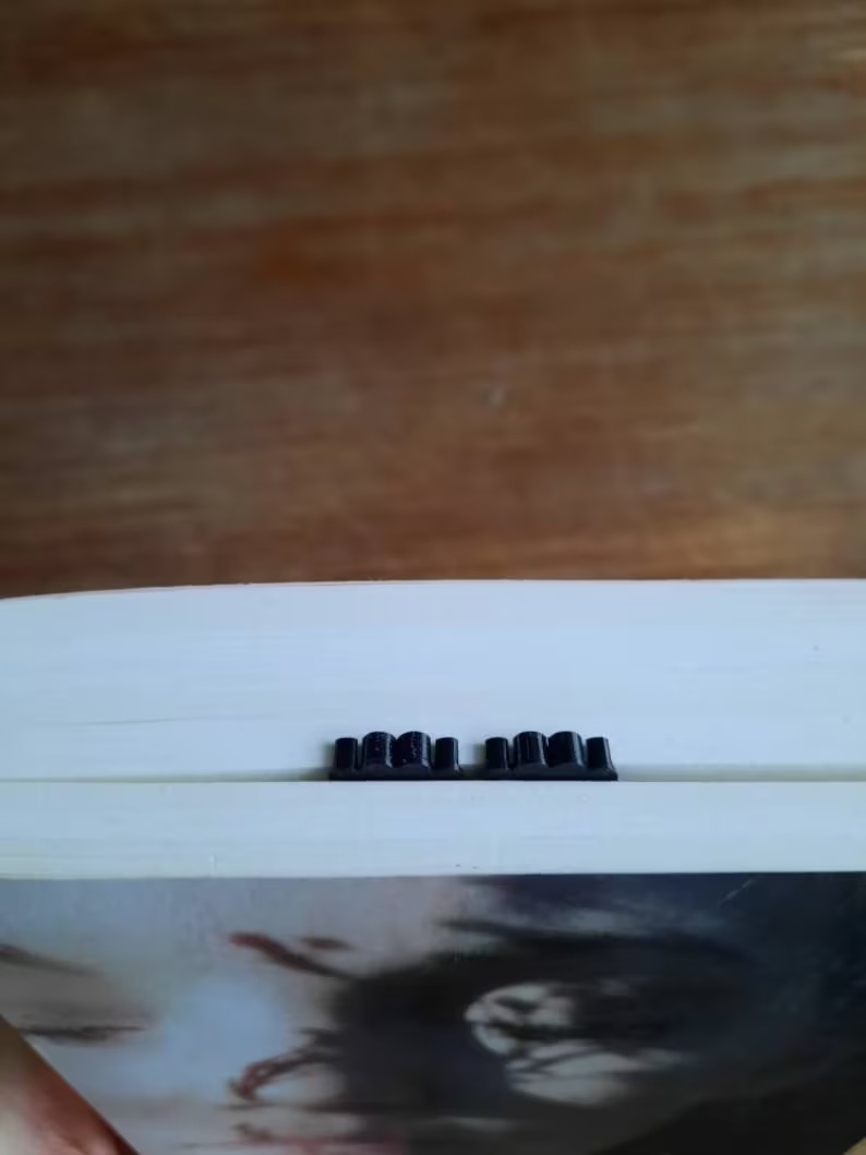 🐈 'The Hanging Cat' Bookmark -EchoDecor