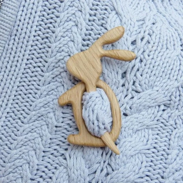 🌸Brooch pin with wooden animal pattern (sweater clip)💘-EchoDecor