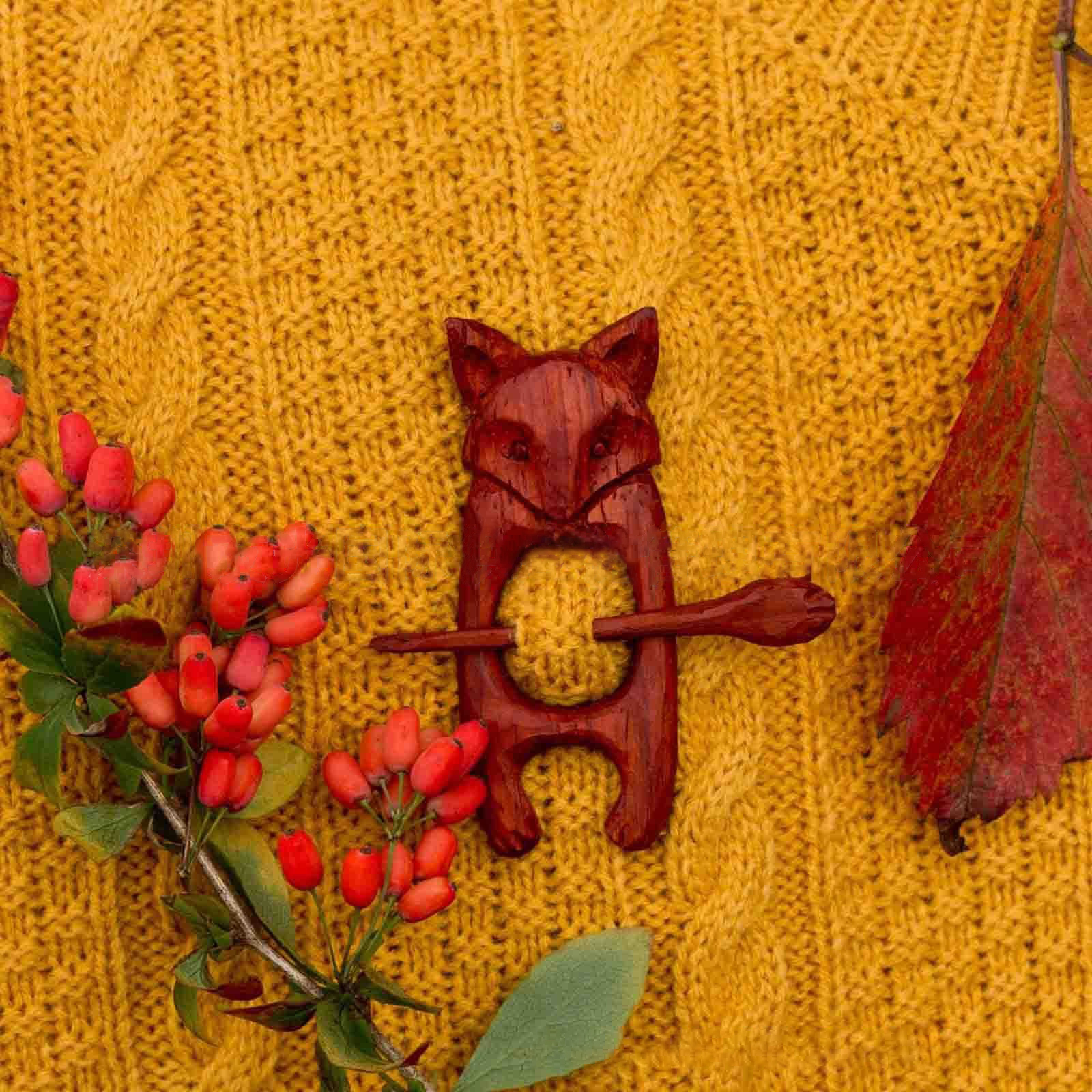 🎄 LAST DAY 50% OFF🔥 Brooch pin with wooden animal pattern (sweater clip)-EchoDecor