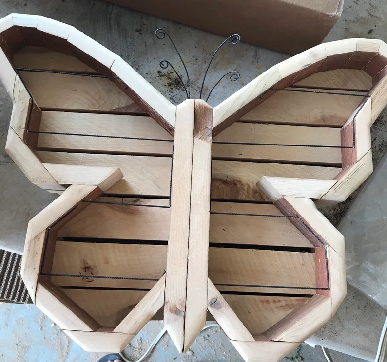 Wood Animal Shaped Succulent Planter-EchoDecor