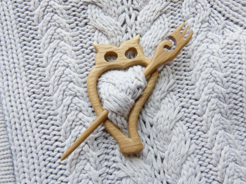 🔥LAST DAY 50% OFF🔥Brooch pin with wooden animal pattern (sweater clip)-EchoDecor